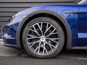 Used Porsche Taycan 2024 for sale - 78893730: Photo