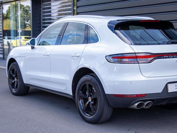 Used Porsche Macan 2021 for sale - 76075262: Photo 21