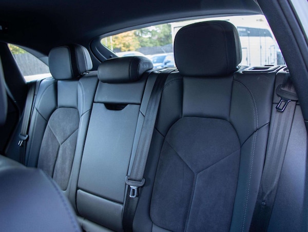 Used Porsche Macan 2021 for sale - 76075262: Photo 30