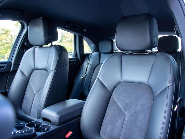 Used Porsche Macan 2021 for sale - 76075262: Photo 31