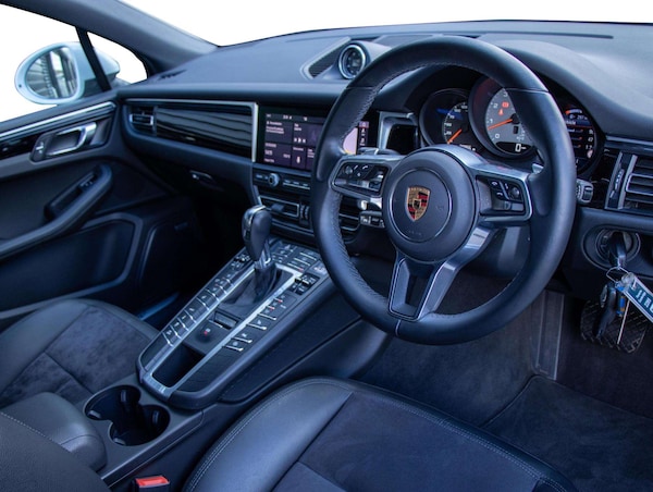 Used Porsche Macan 2021 for sale - 76075262: Photo 5