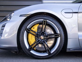 Used Porsche Taycan 2020 for sale - 79660503: Photo