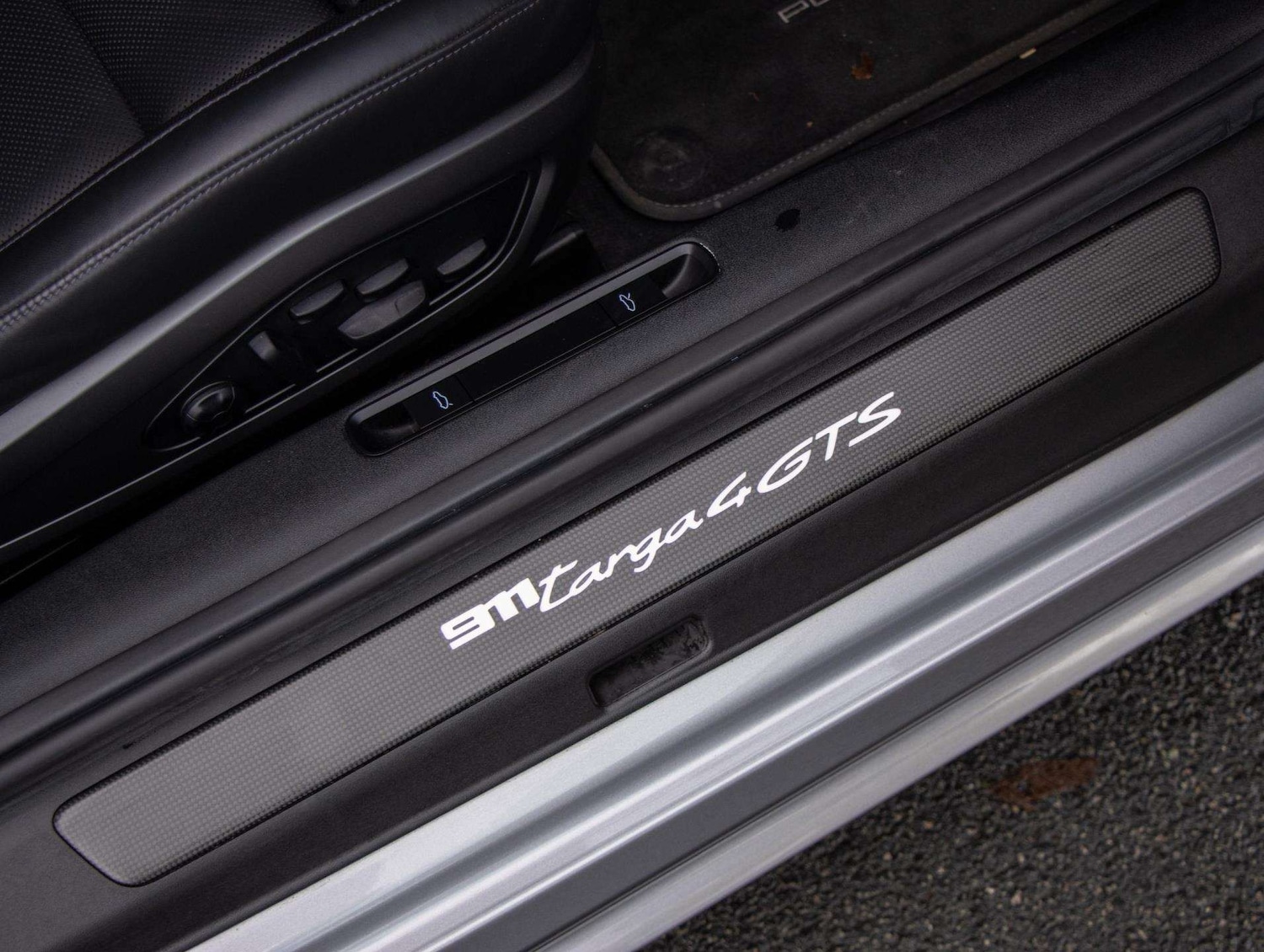 Used Porsche 911 2023 for sale - 76875850: Photo 17