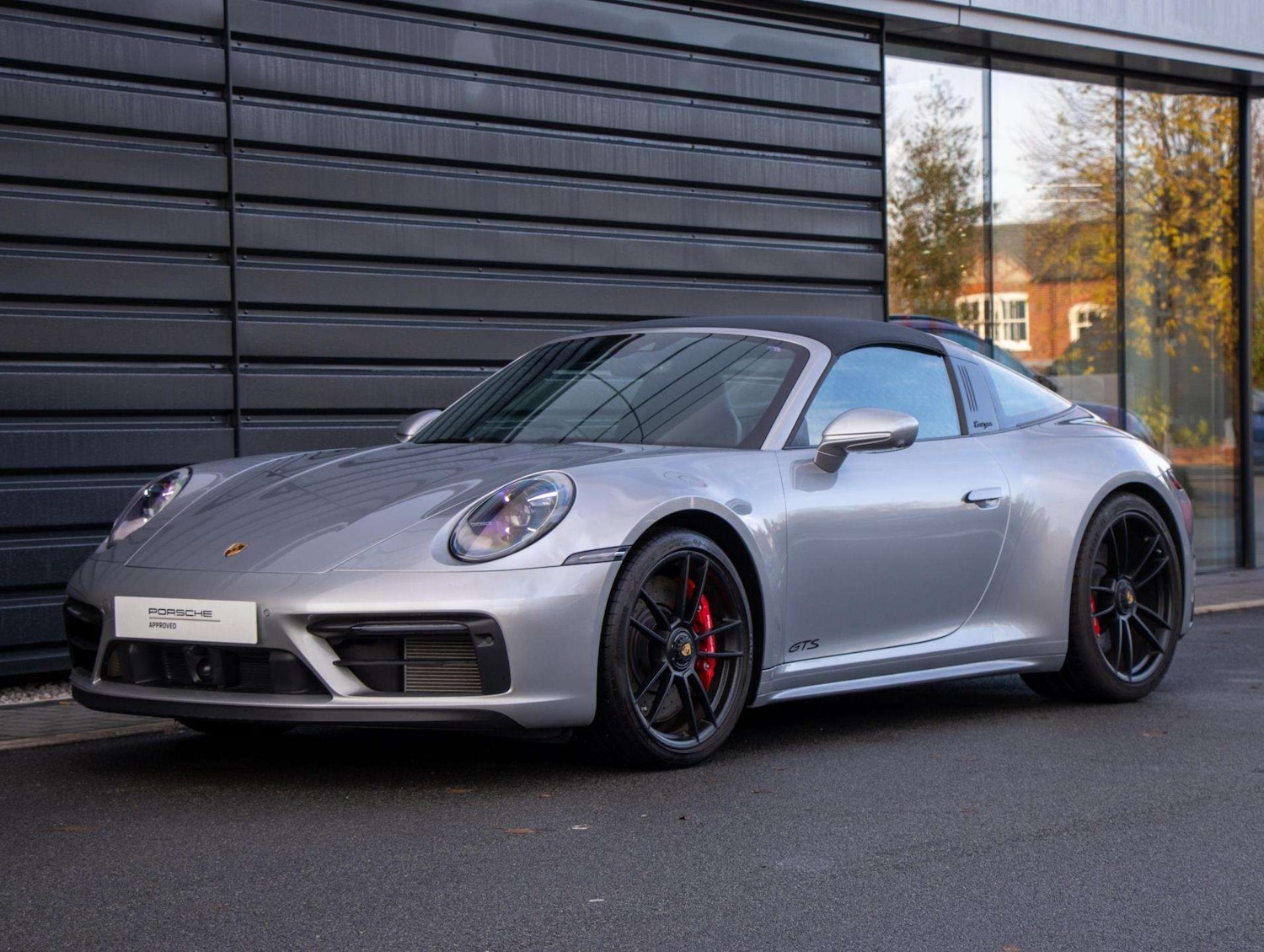 Used Porsche 911 2023 for sale - 76875850: Photo 18