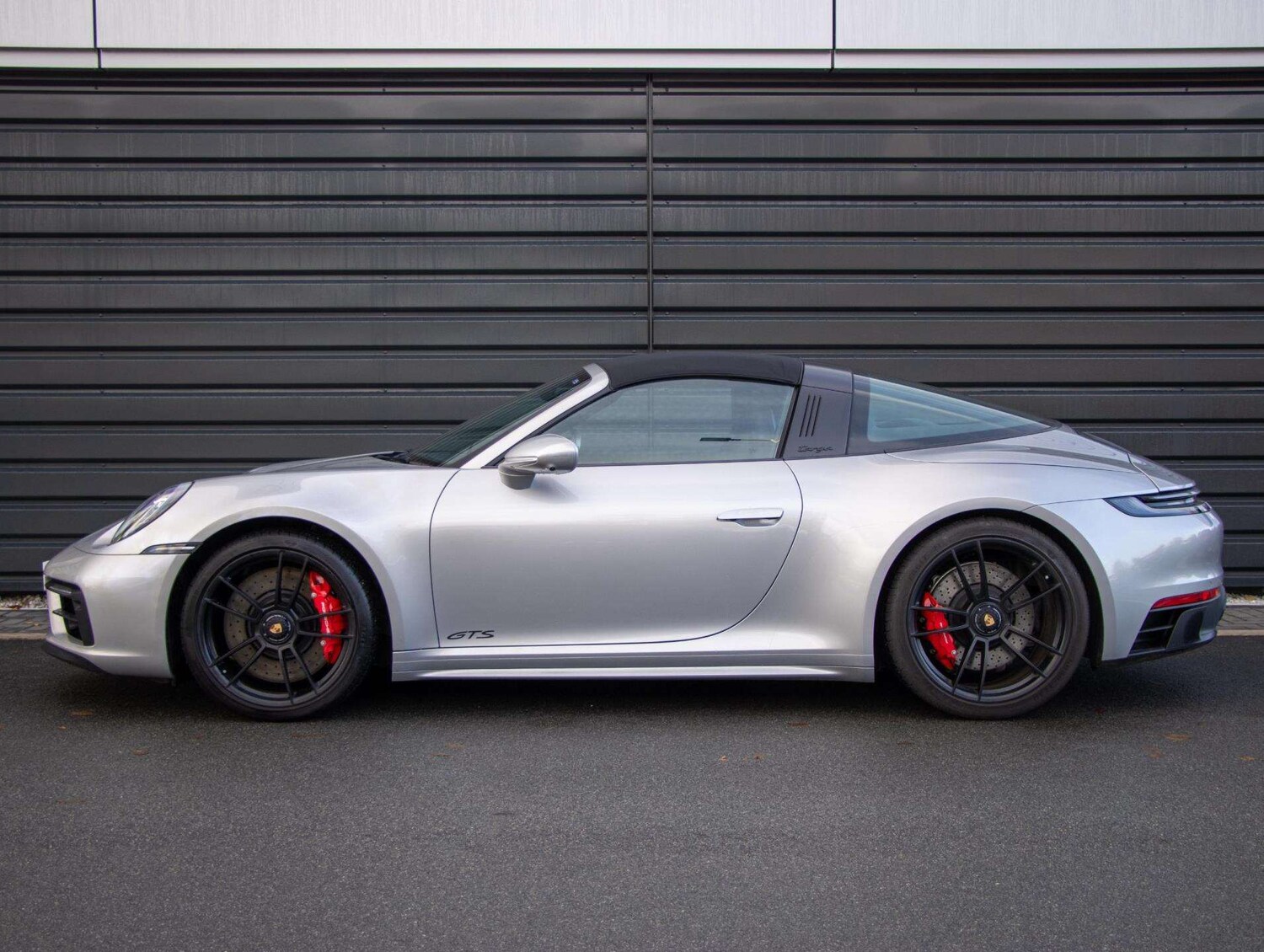 Used Porsche 911 2023 for sale - 76875850: Photo 24