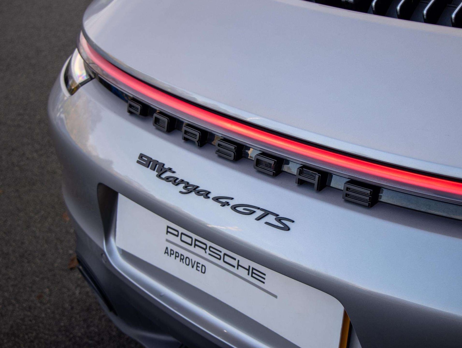 Used Porsche 911 2023 for sale - 76875850: Photo 25