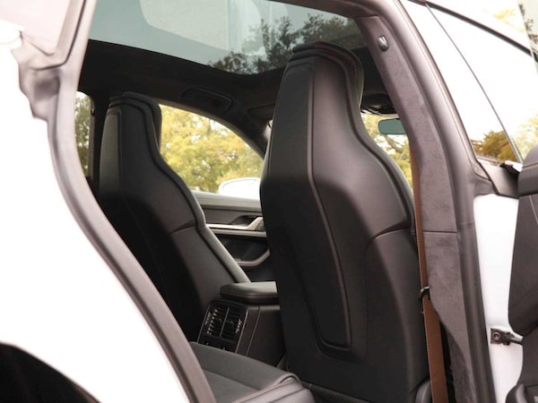 Used Porsche Taycan 2024 for sale - 76329263: Photo 27