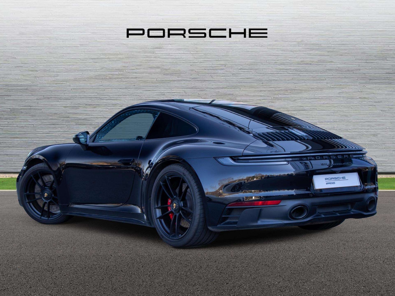 Used Porsche 911 2023 for sale - 77787201: Photo 2