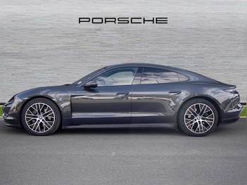Used Porsche Taycan 2021 for sale - 75063437: Photo