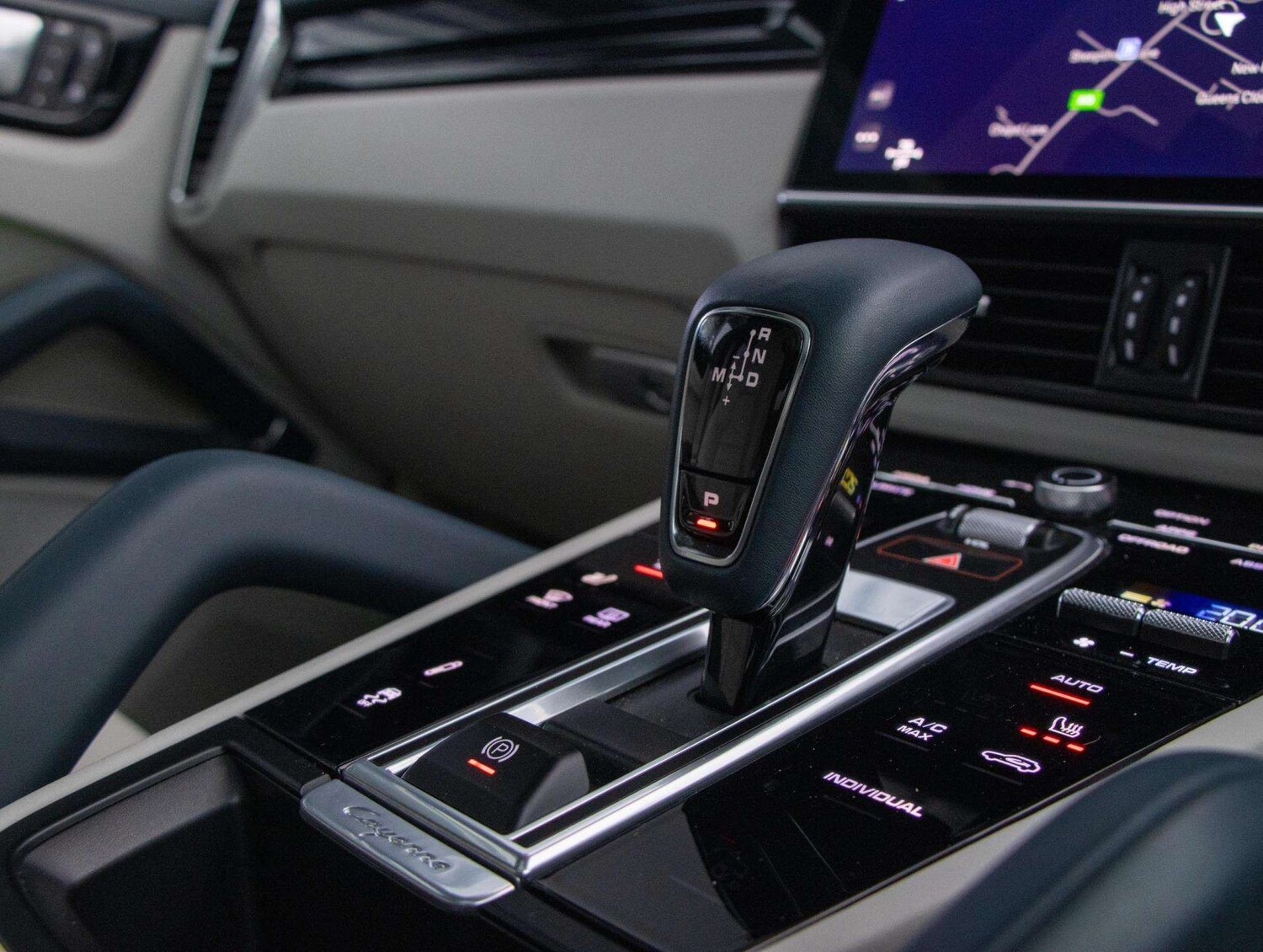 Used Porsche Cayenne 2023 for sale - 77615449: Photo 11