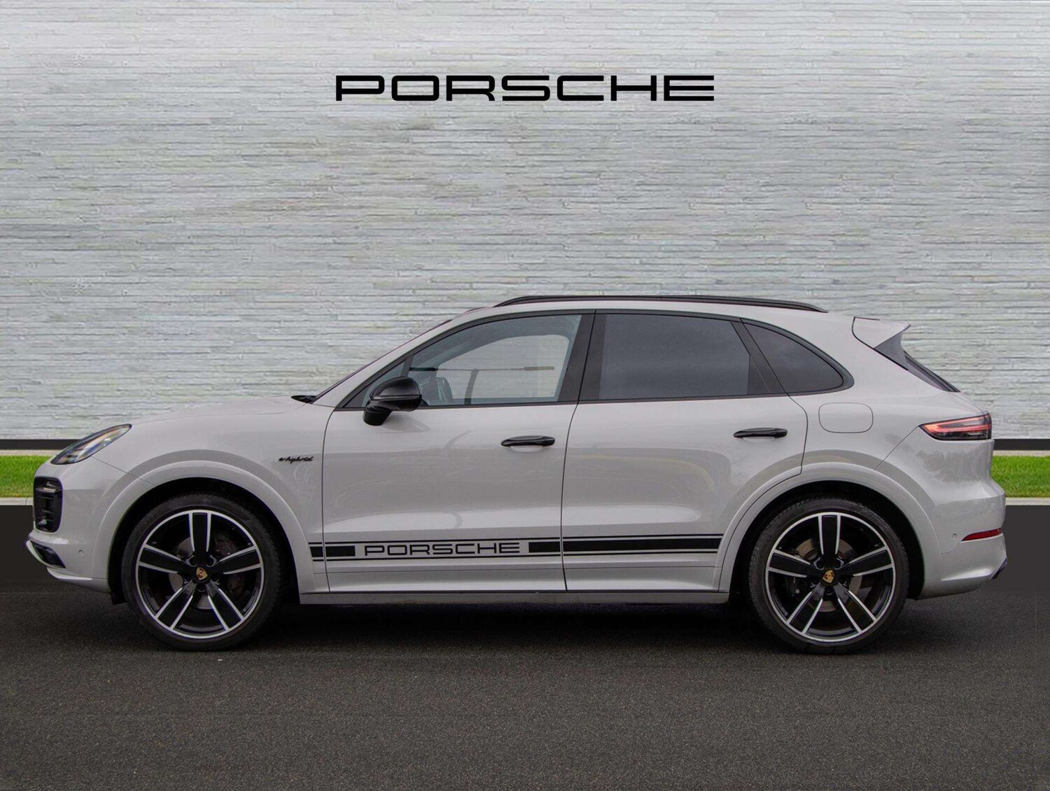 Used Porsche Cayenne 2023 for sale - 77615449: Photo 24