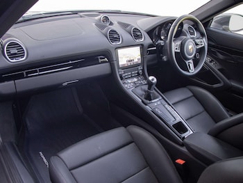 Used Porsche Cayman 2023 for sale - 78774575: Photo