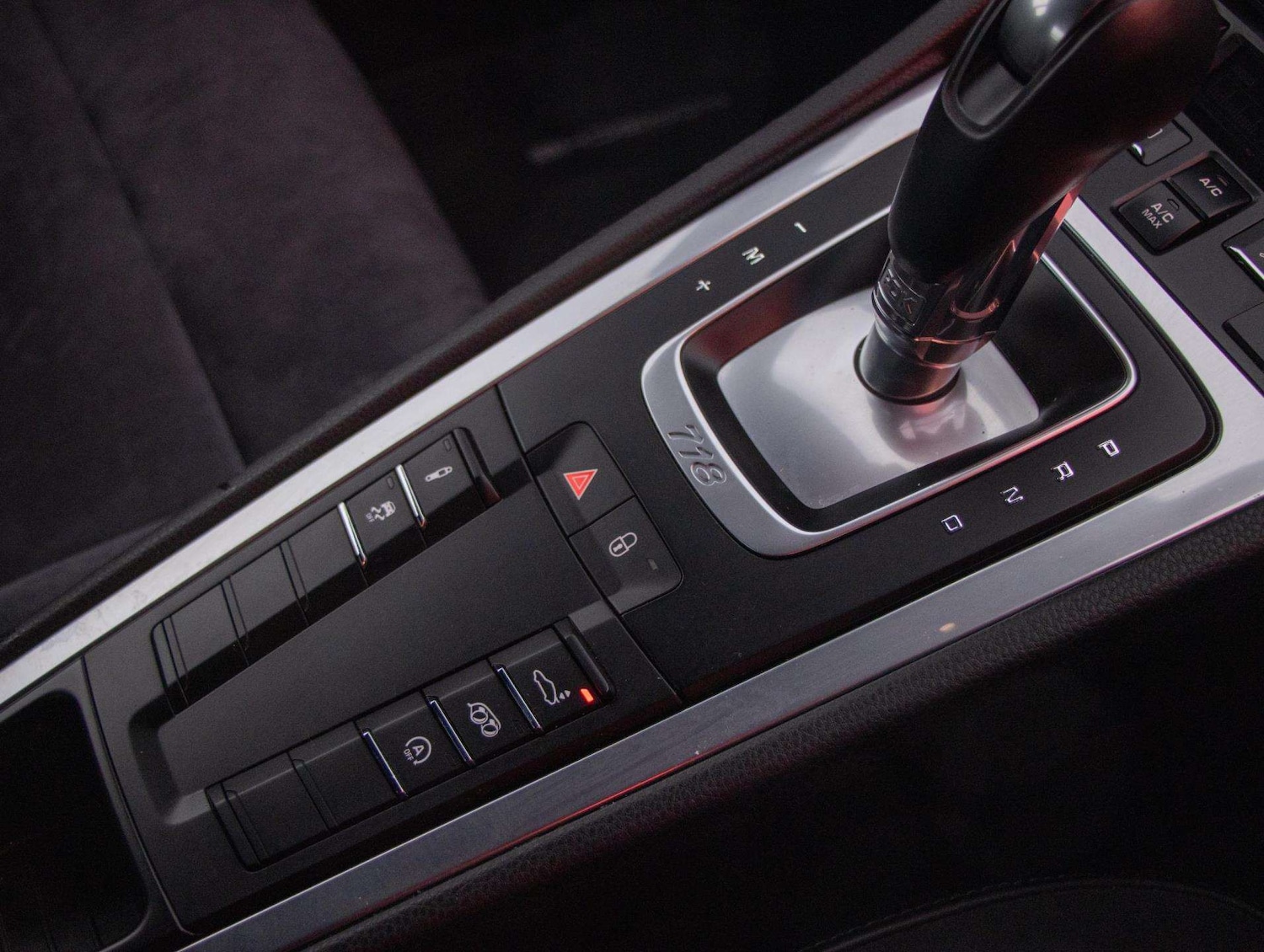 Used Porsche Cayman 2018 for sale - 76648966: Photo 10