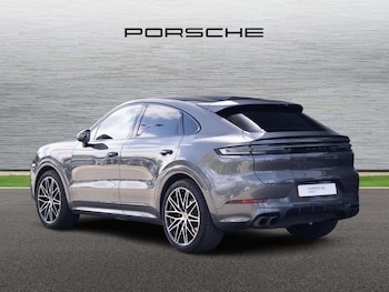 Used Porsche Cayenne 2023 for sale - 78451760: Photo