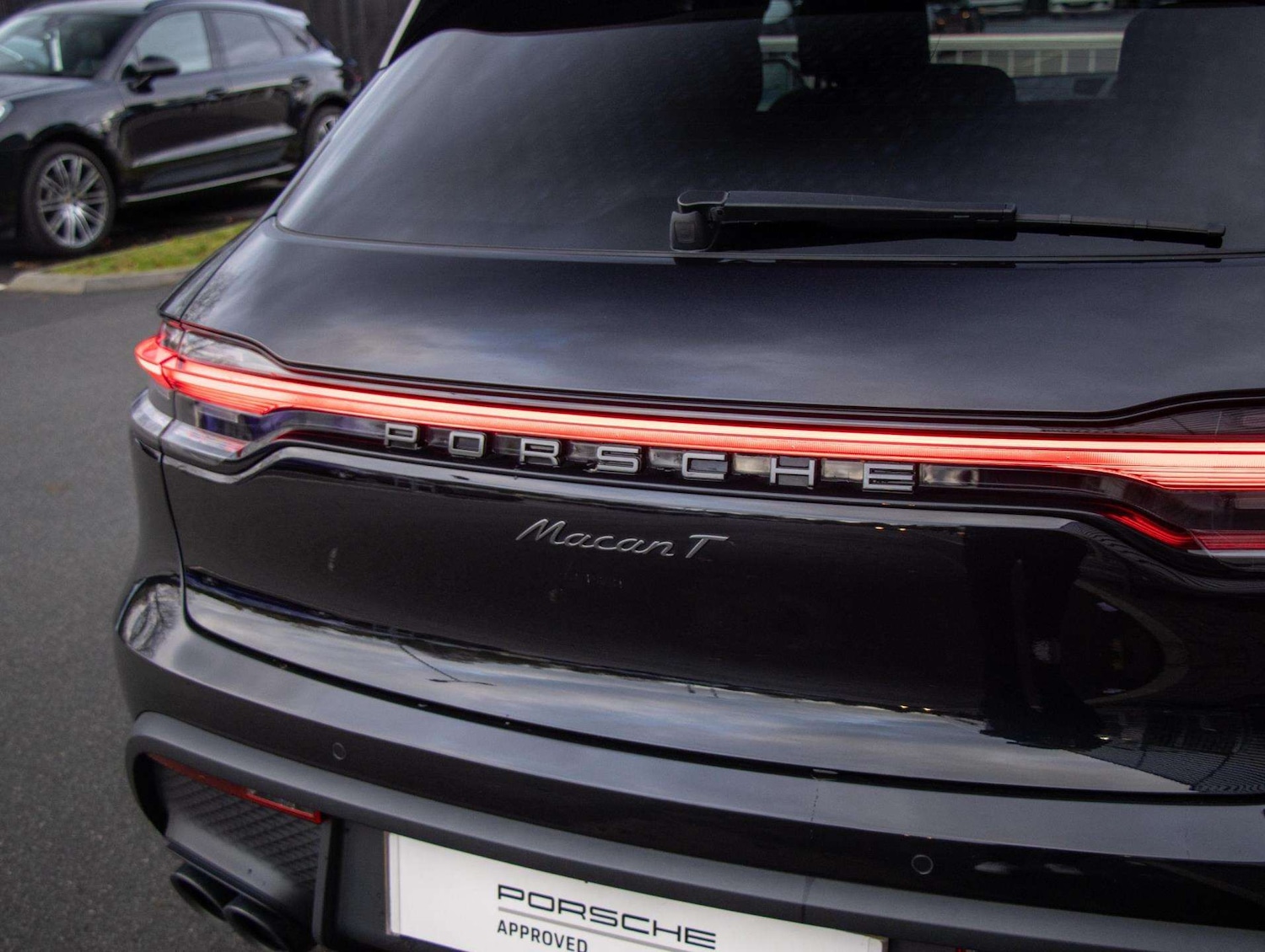 Used Porsche Macan 2023 for sale - 76827571: Photo 23