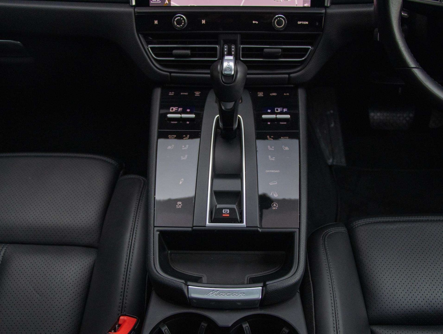 Used Porsche Macan 2023 for sale - 76827571: Photo 28