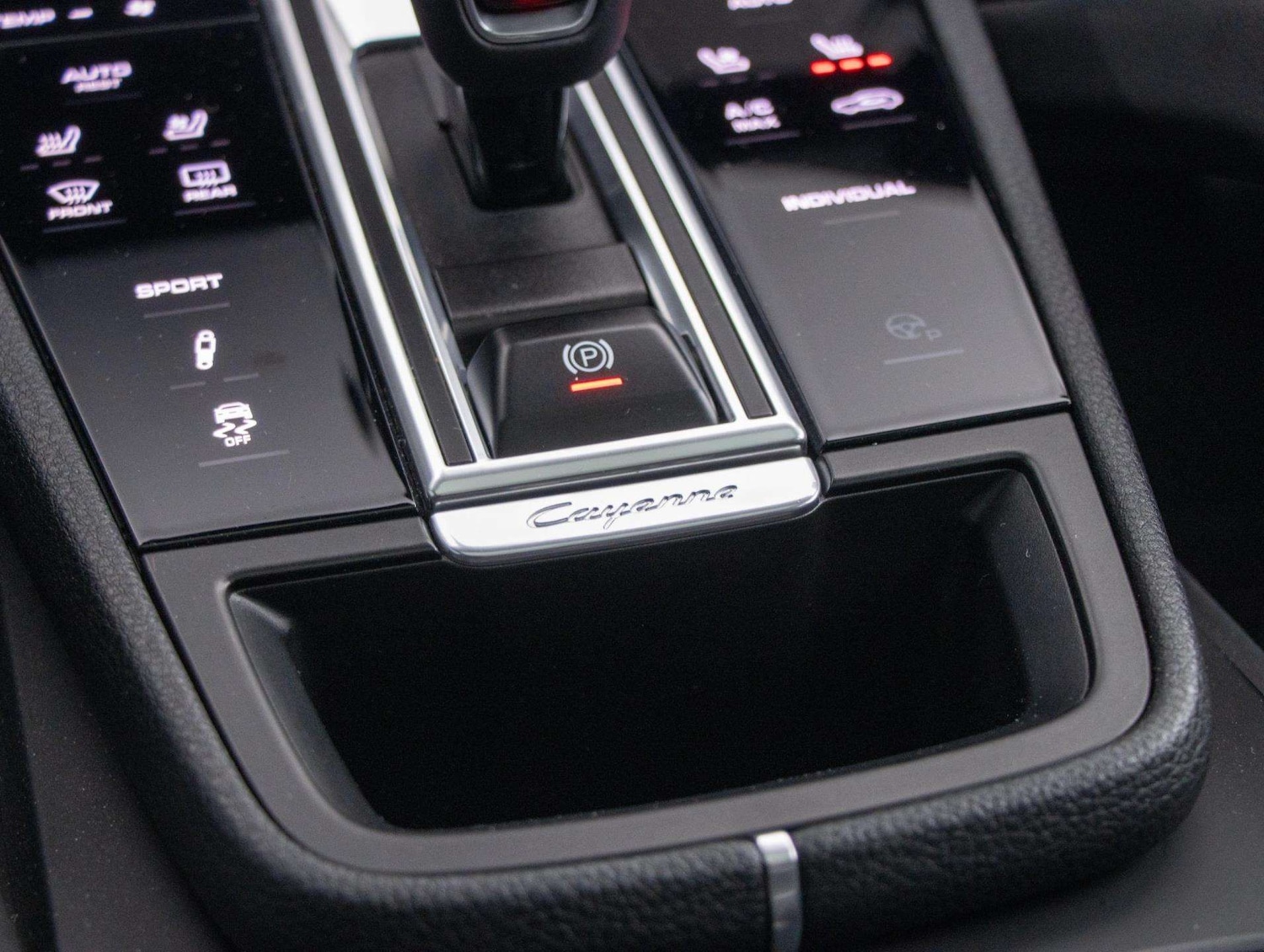 Used Porsche Cayenne 2024 for sale - 77233045: Photo 27