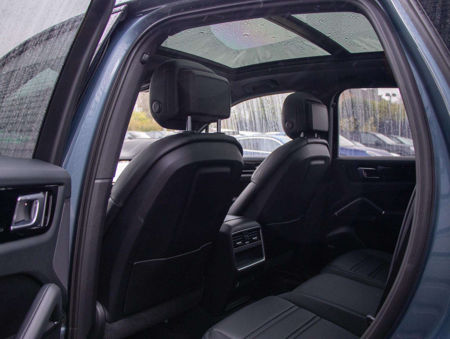 Used Porsche Cayenne 2024 for sale - 77233045: Photo 28