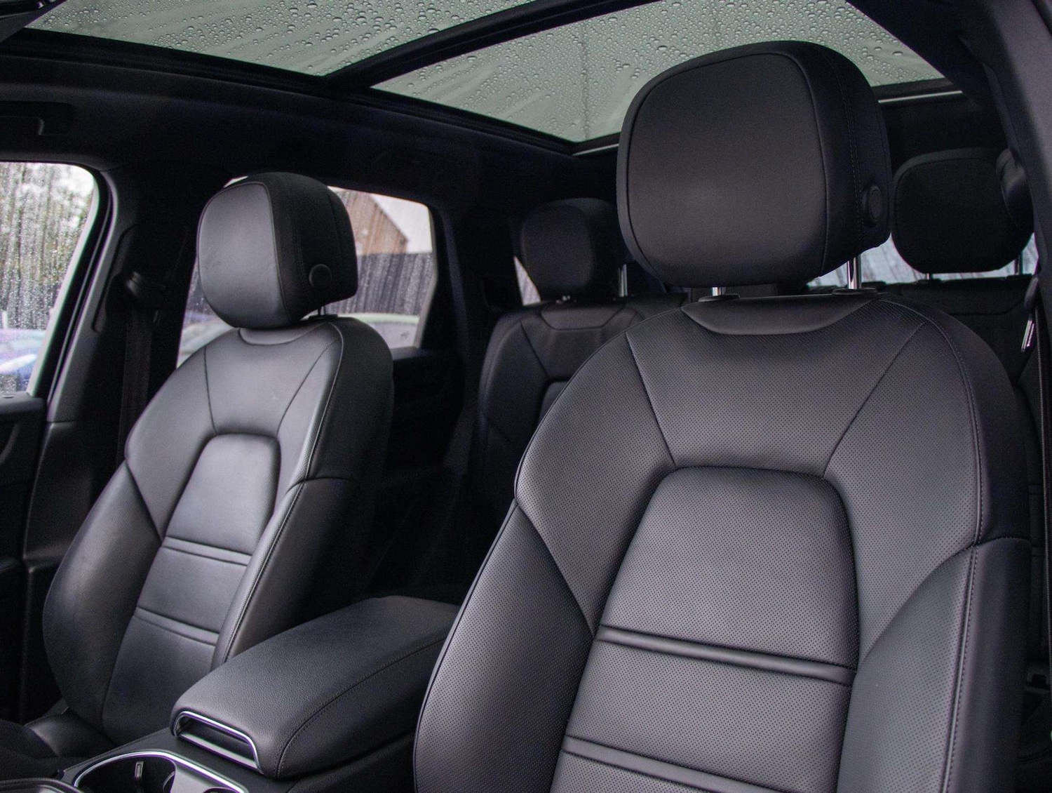 Used Porsche Cayenne 2024 for sale - 77233045: Photo 30