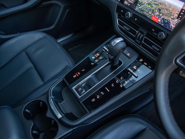 Used Porsche Macan 2022 for sale - 76205153: Photo 11