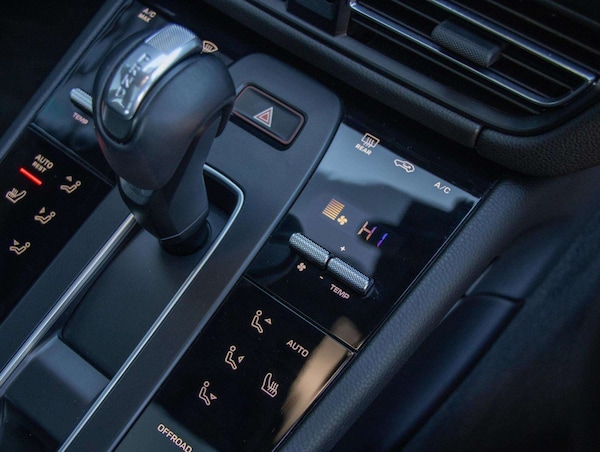 Used Porsche Macan 2022 for sale - 76205153: Photo 12