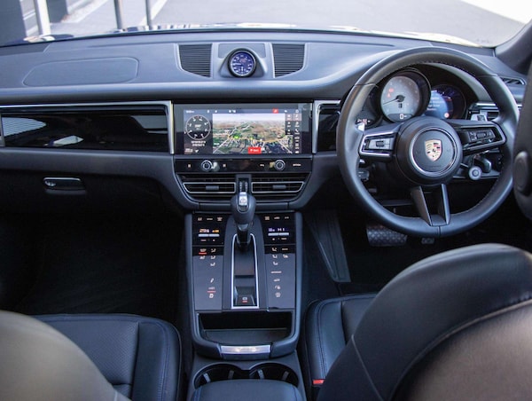 Used Porsche Macan 2022 for sale - 76205153: Photo 27