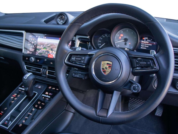 Used Porsche Macan 2022 for sale - 76205153: Photo 9