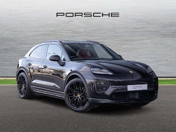Used Porsche Macan 2024 for sale - 77756643: Photo