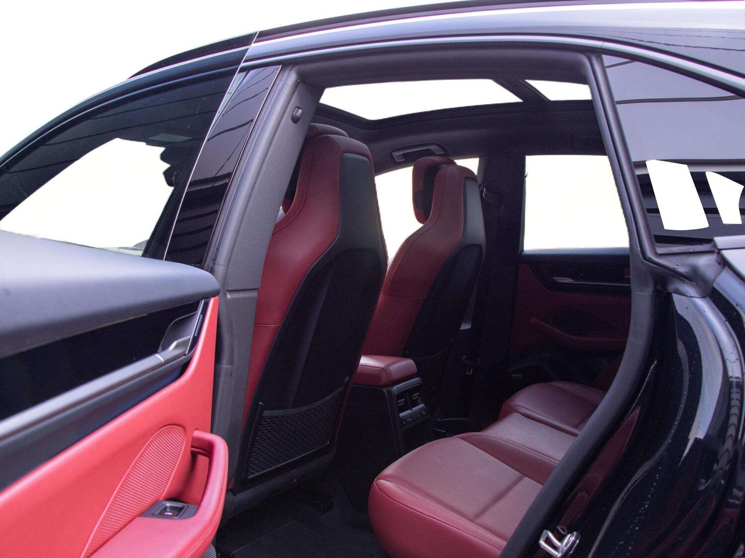 Used Porsche Macan for sale - 77756643: Photo 27