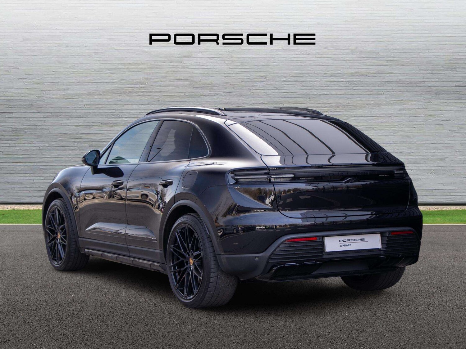 Used Porsche Macan for sale - 77756643: Photo 9