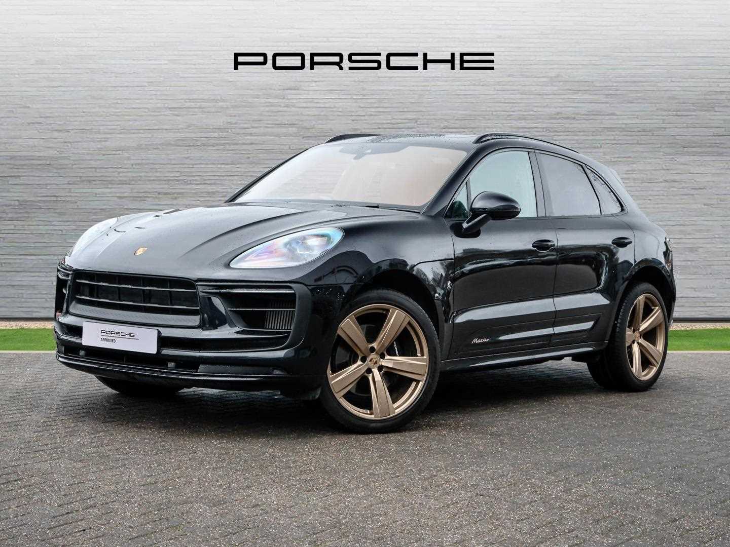 Used Porsche Macan 2024 for sale - 77827562: Photo 2