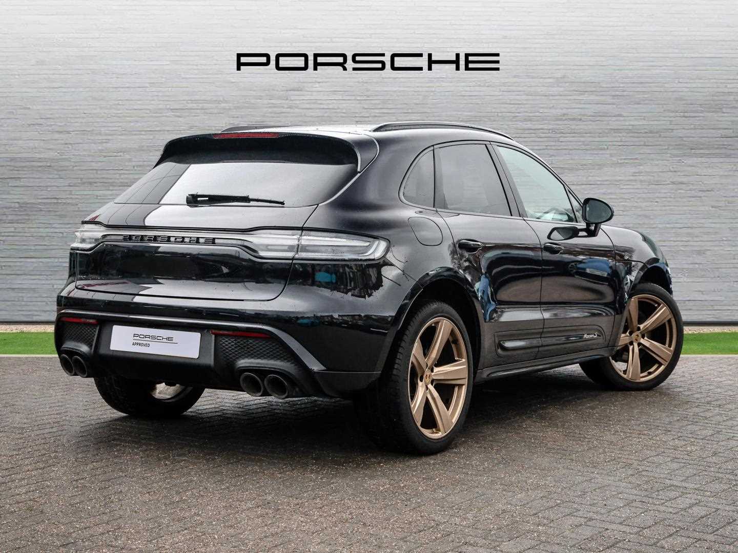 Used Porsche Macan 2024 for sale - 77827562: Photo 3