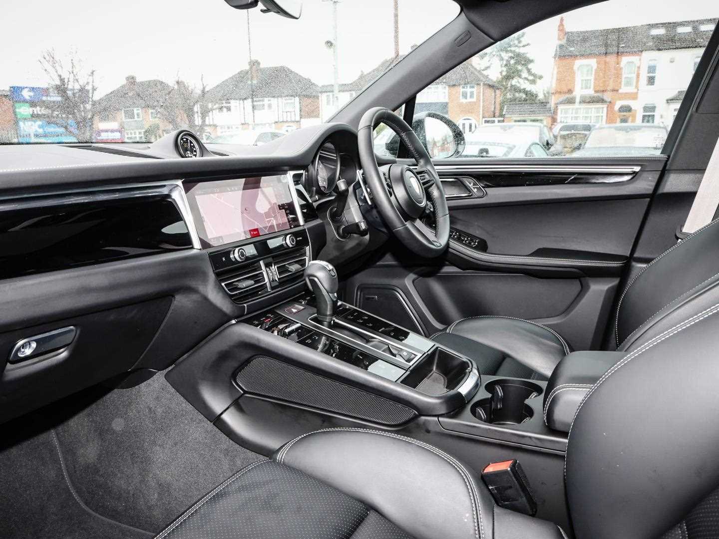 Used Porsche Macan 2024 for sale - 77827562: Photo 5