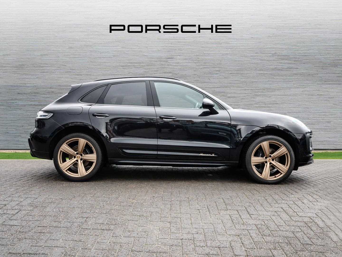Used Porsche Macan 2024 for sale - 77827562: Photo 7