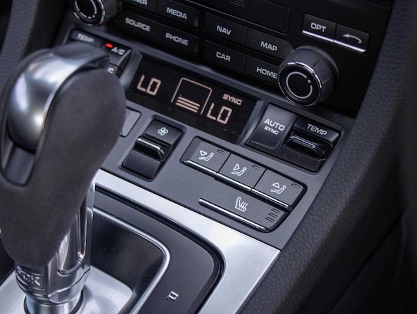 Used Porsche Cayman 2025 for sale - 76272195: Photo 12
