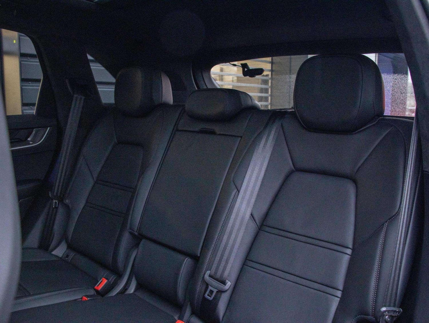 Used Porsche Cayenne 2025 for sale - 77158588: Photo 30