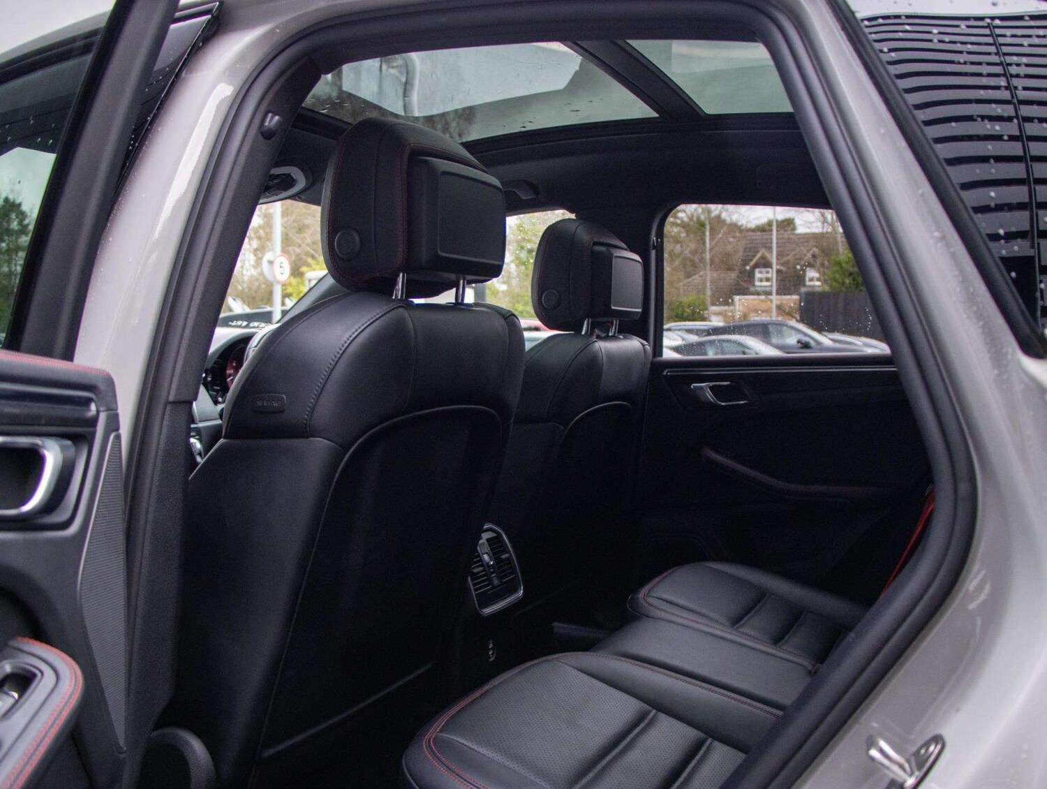 Used Porsche Macan for sale - 77661192: Photo 28