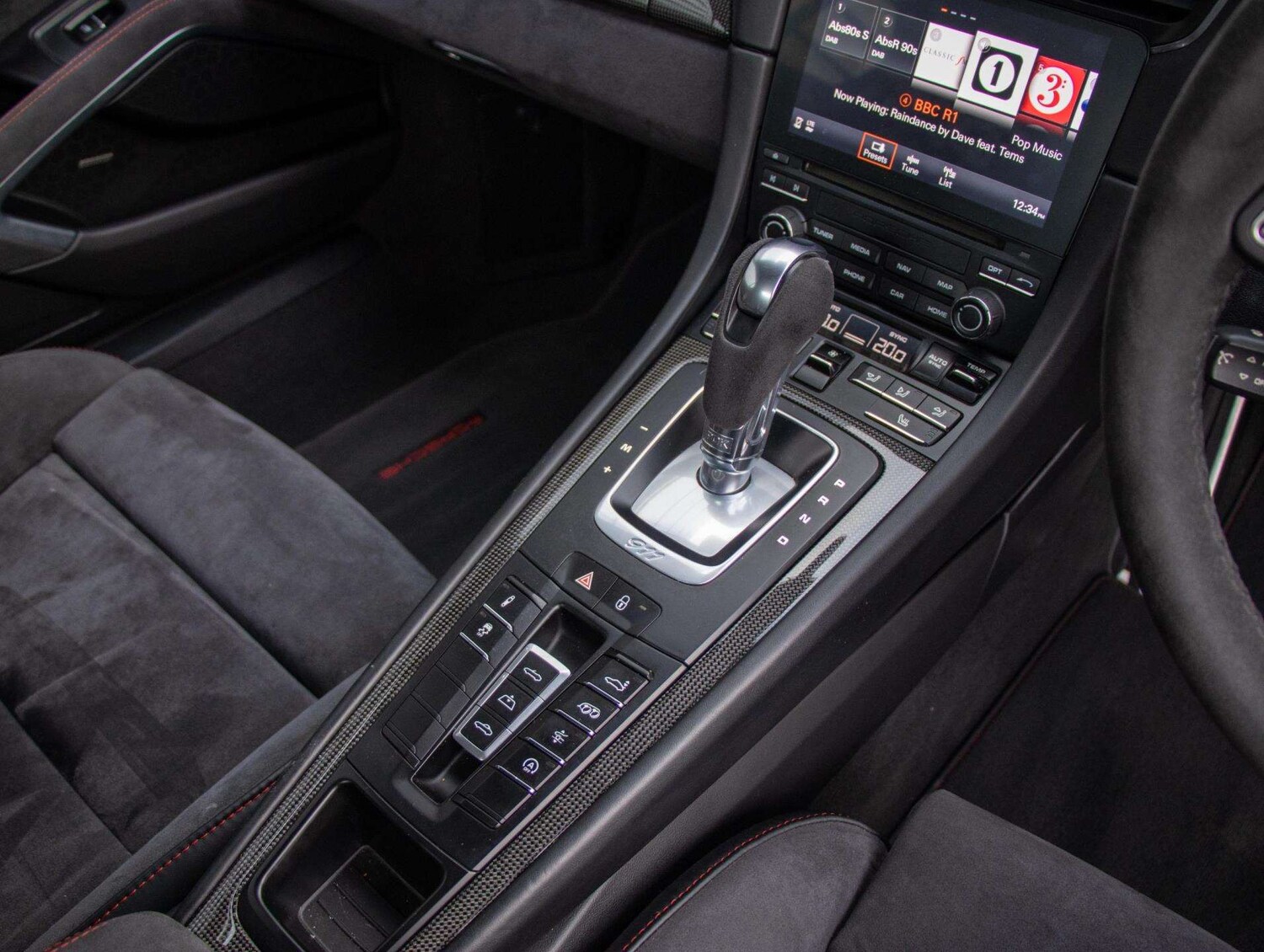 Used Porsche 911 2018 for sale - 76624510: Photo 11