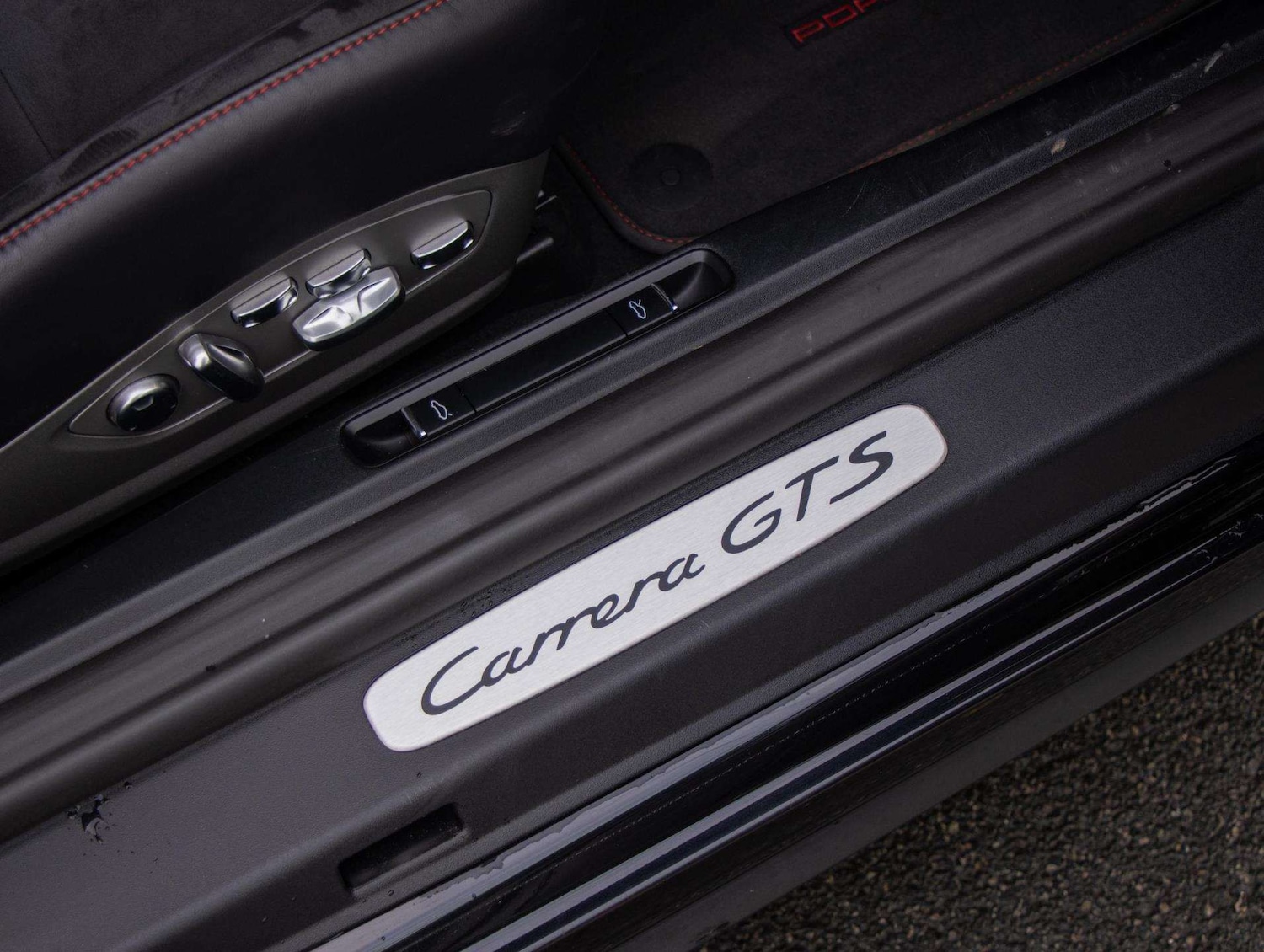 Used Porsche 911 2018 for sale - 76624510: Photo 16