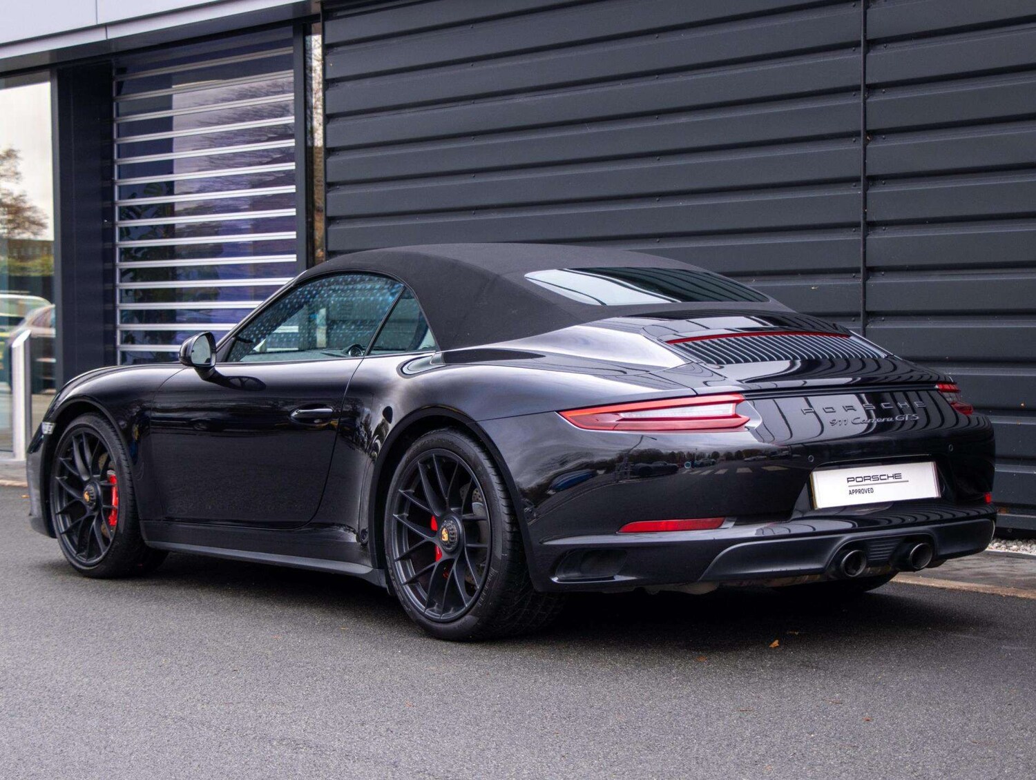 Used Porsche 911 2018 for sale - 76624510: Photo 22