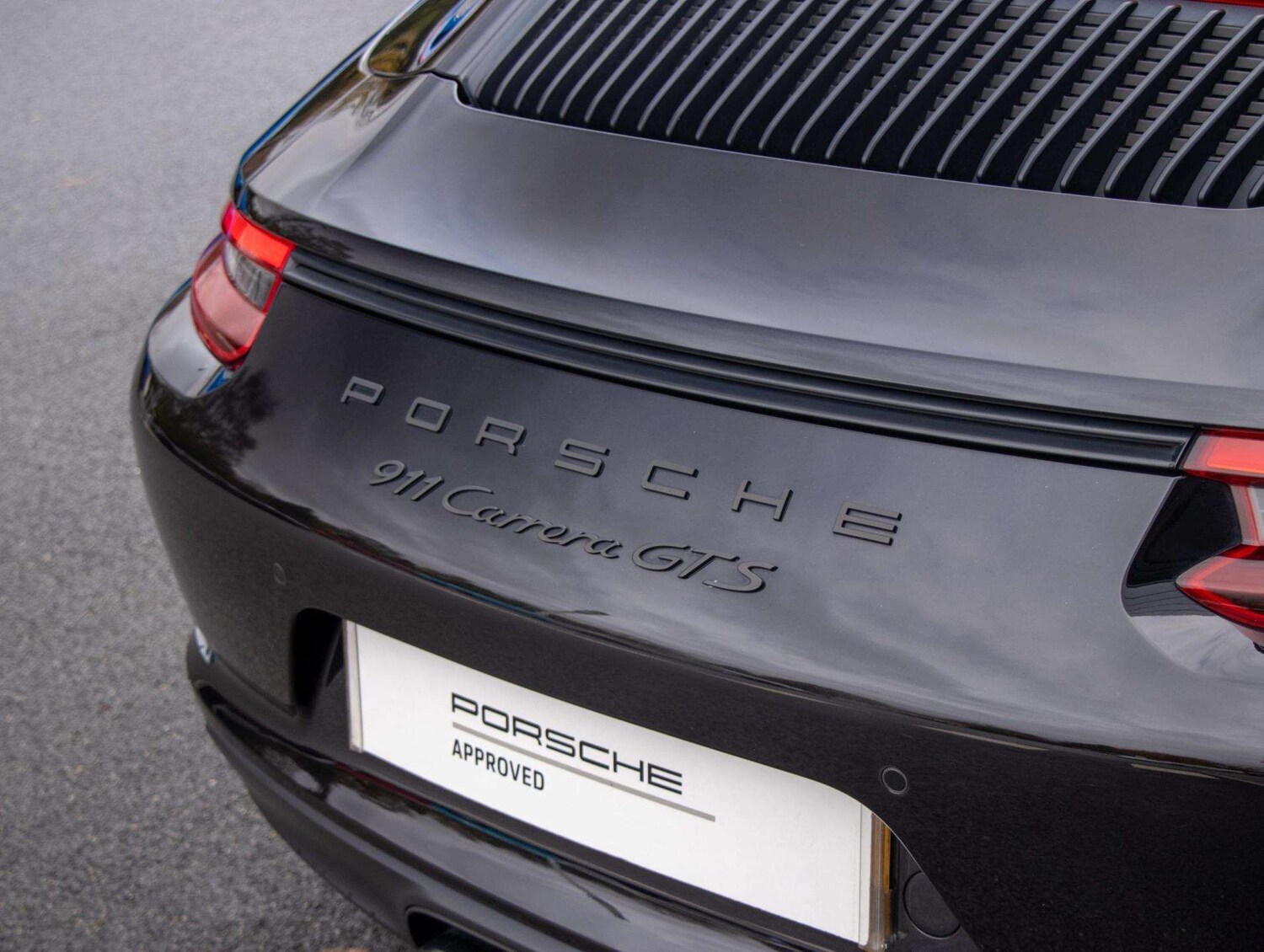 Used Porsche 911 2018 for sale - 76624510: Photo 23