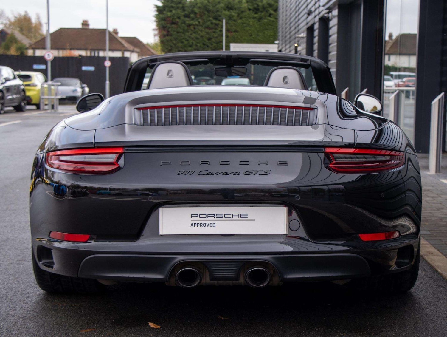 Used Porsche 911 2018 for sale - 76624510: Photo 24