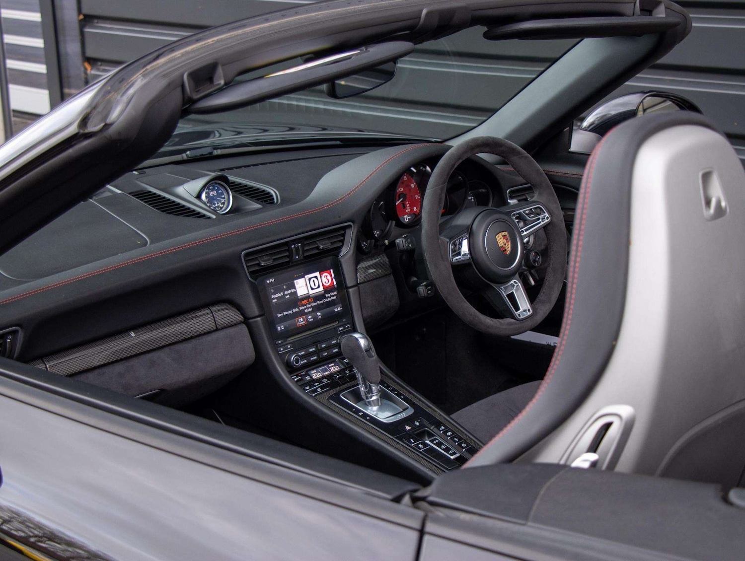 Used Porsche 911 2018 for sale - 76624510: Photo 30