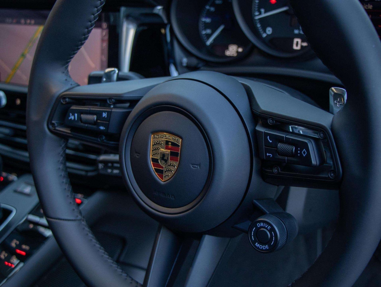 Used Porsche Macan 2025 for sale - 77219535: Photo 13