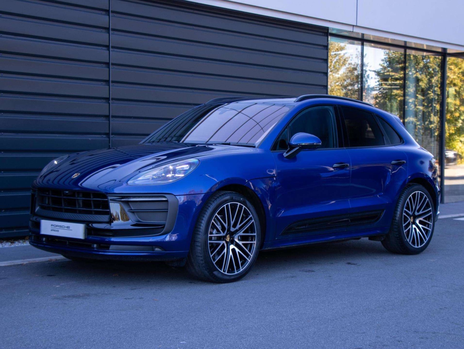 Used Porsche Macan 2025 for sale - 77219535: Photo 17