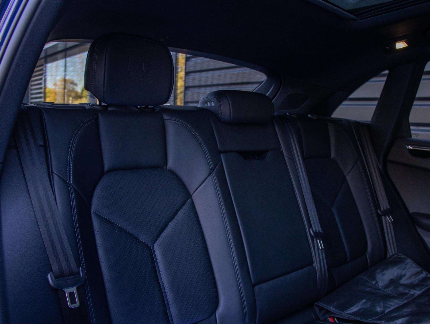 Used Porsche Macan 2025 for sale - 77219535: Photo 23