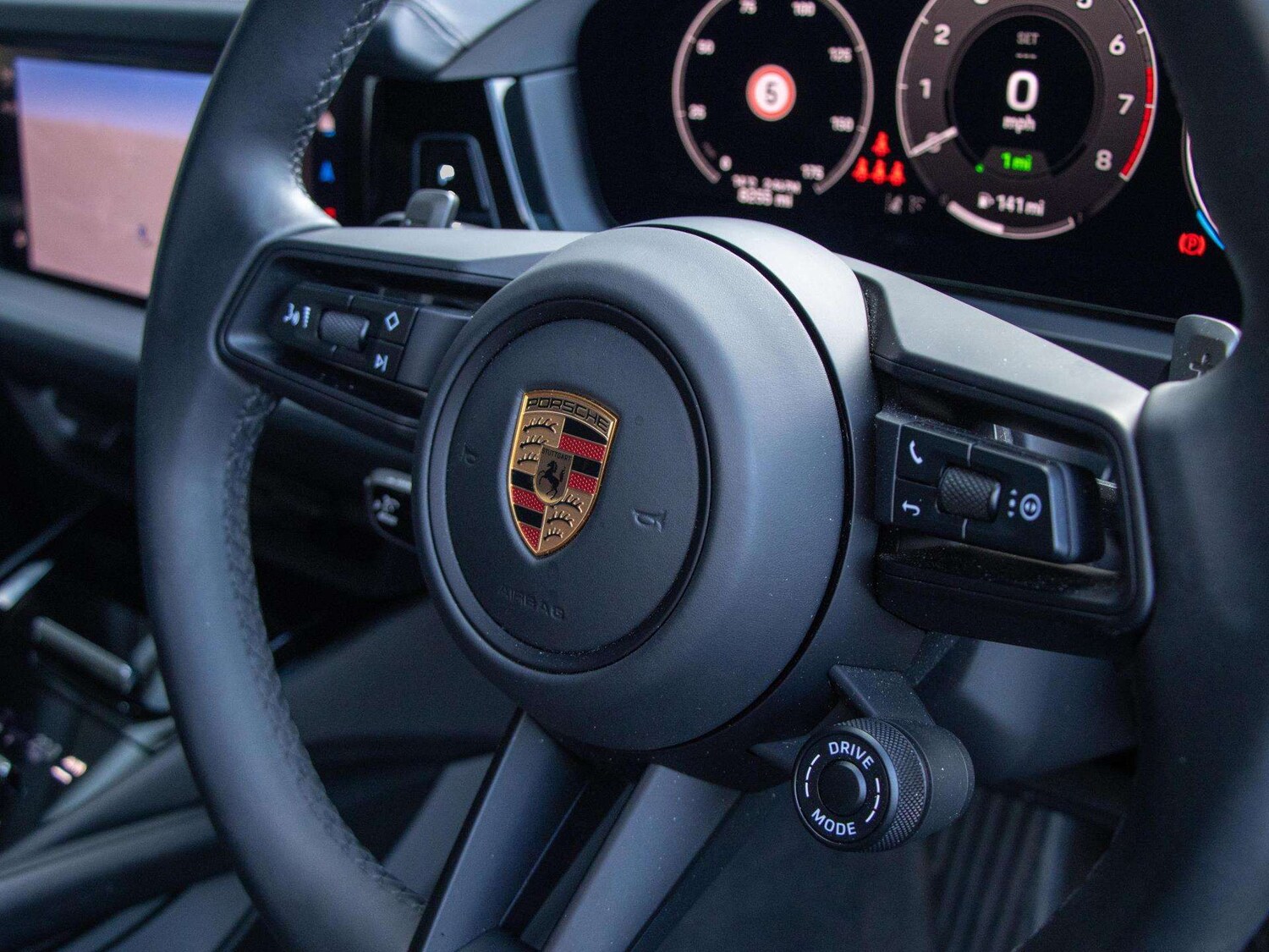 Used Porsche Cayenne 2025 for sale - 77842539: Photo 19