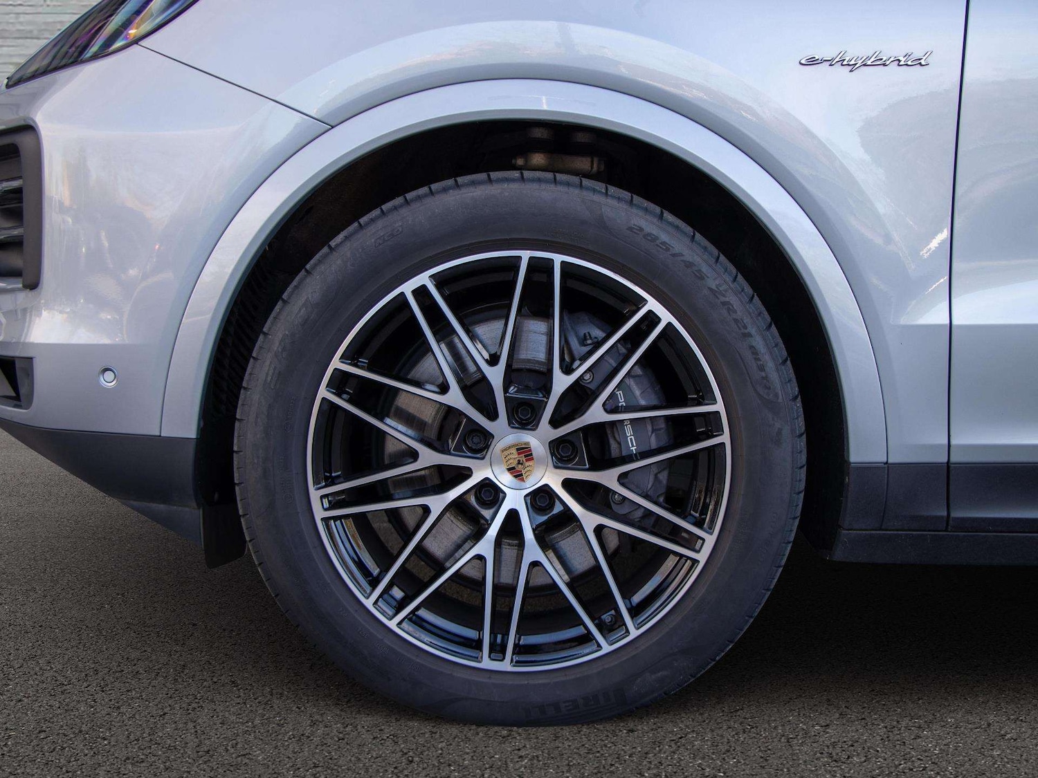 Used Porsche Cayenne 2025 for sale - 77842539: Photo 4