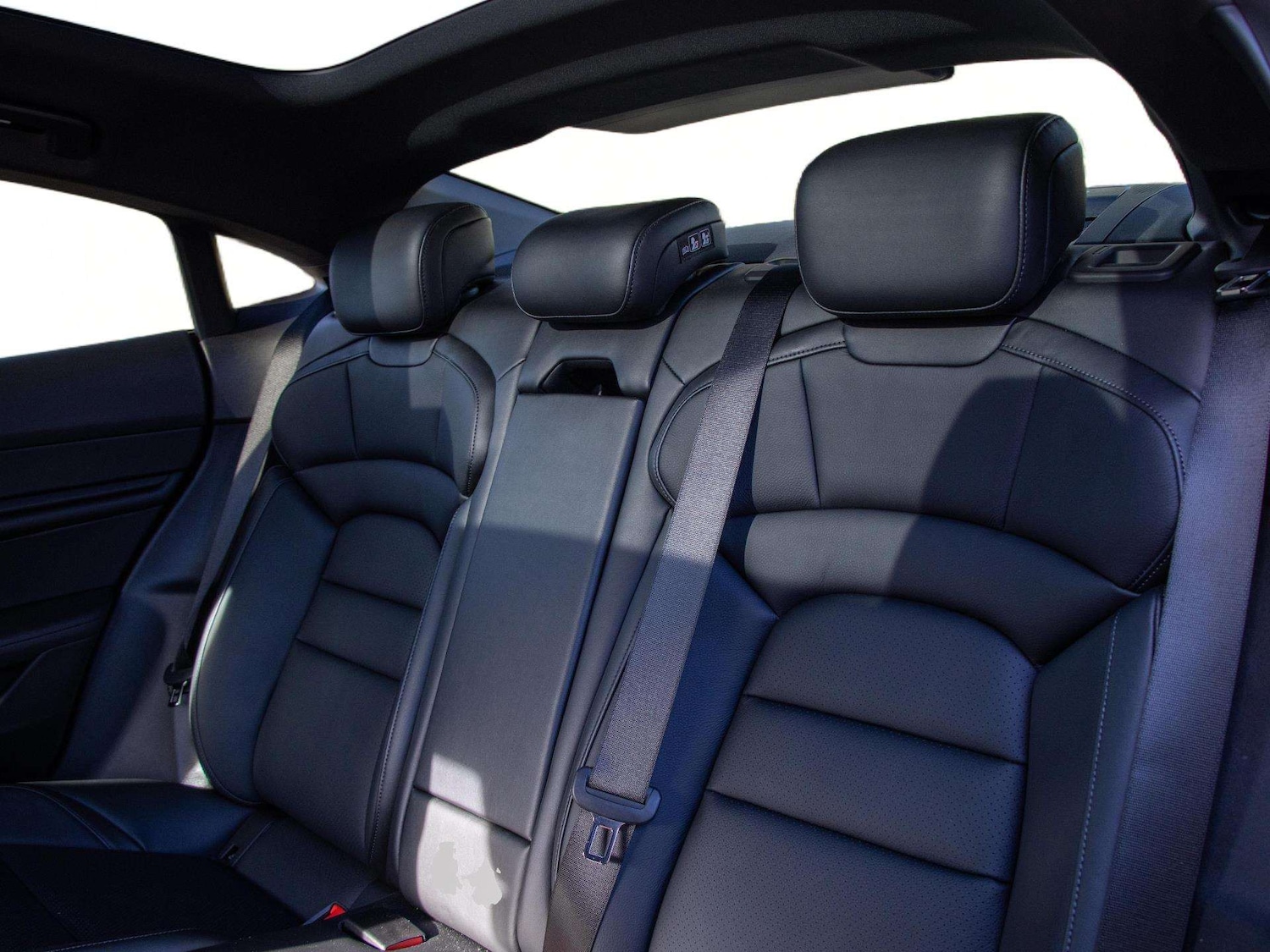 Used Porsche Taycan 2023 for sale - 77726817: Photo 16