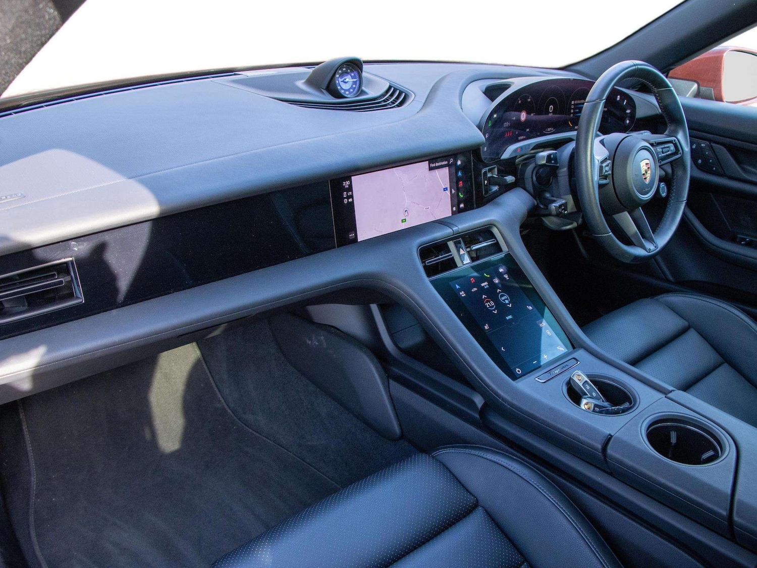 Used Porsche Taycan 2023 for sale - 77726817: Photo 3